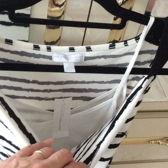 New York & company,pretty dress , never used - Picture 3 of 5